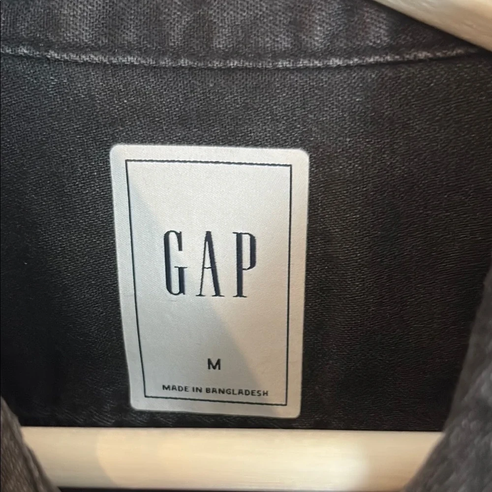 GAP Black Casual Button Down Shirt - Picture 2 of 6